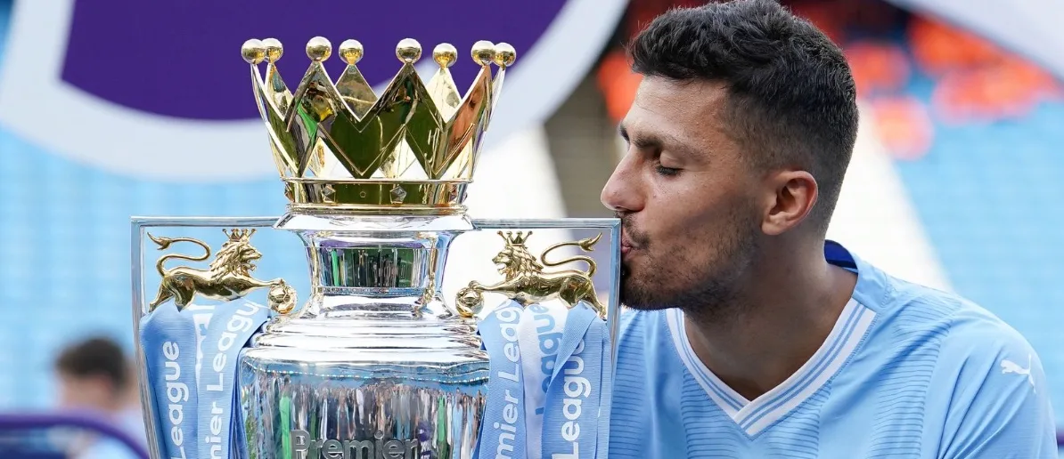 Image: Pep Gives Rodri Fitness Update