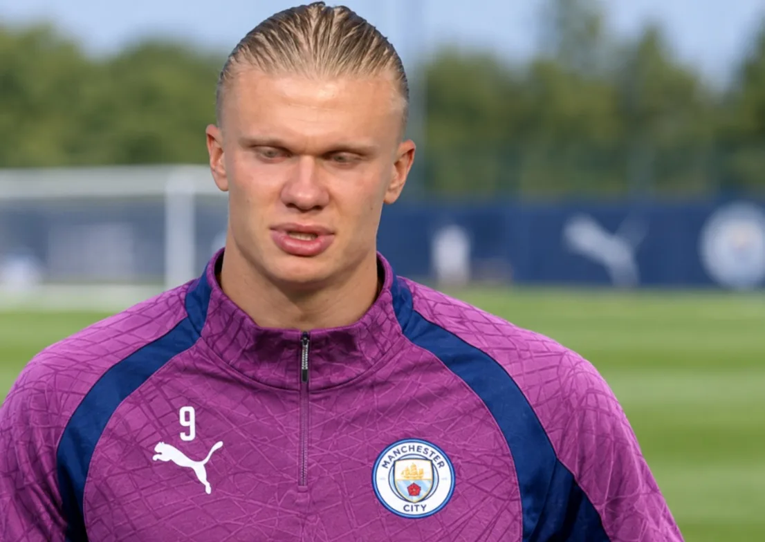 Erling Haaland limping off the pitch after Manchester City's 3-2 win over Ipswich Town